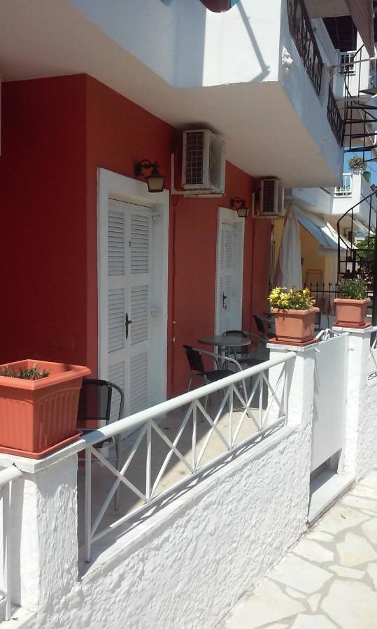Loula'S Apartments جوفيا المظهر الخارجي الصورة