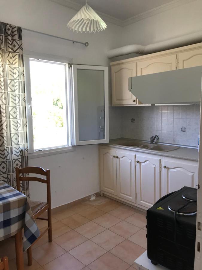Loula'S Apartments جوفيا المظهر الخارجي الصورة